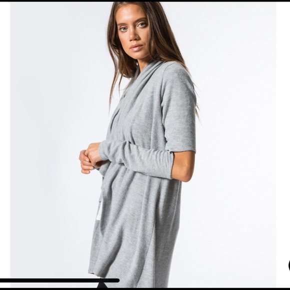 NWT Carbon38 LNA Open Elbow Cardigan in Ivory XS - Picture 2 of 7